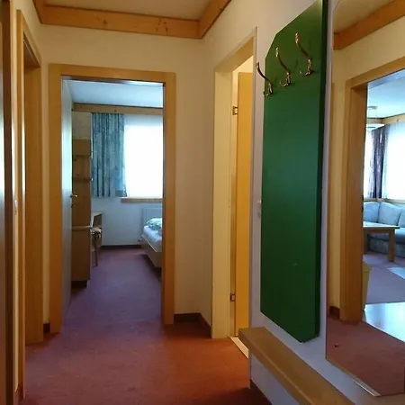 Aparthotel Appartementhotel Hechenberg 4*